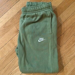 Nike Sweatpants Men’s Medium